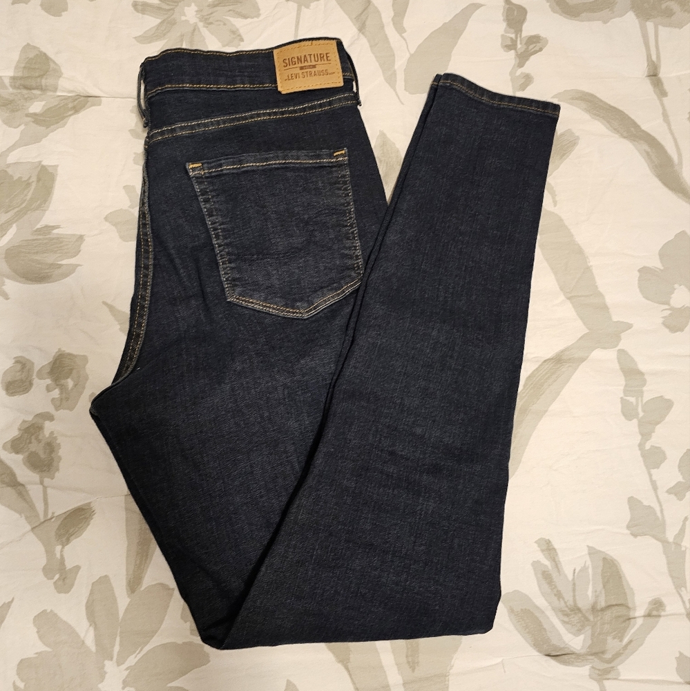 Levi jeans